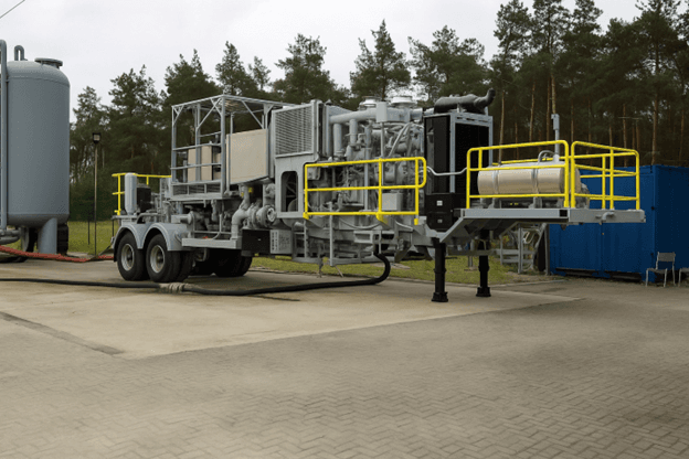 Coiled Tubing & Wireline Units